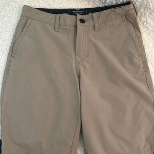 Quiksilver amphibian shorts size 27”